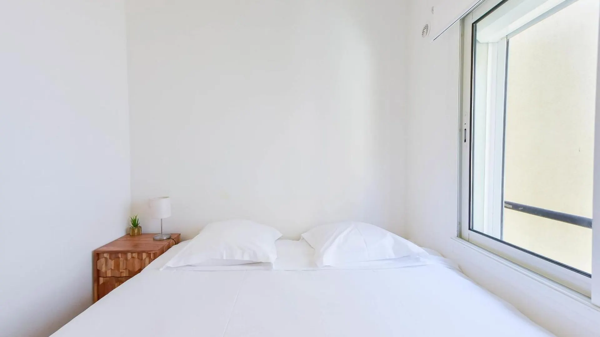 1-Br Apartment In The Heart Of Cannes