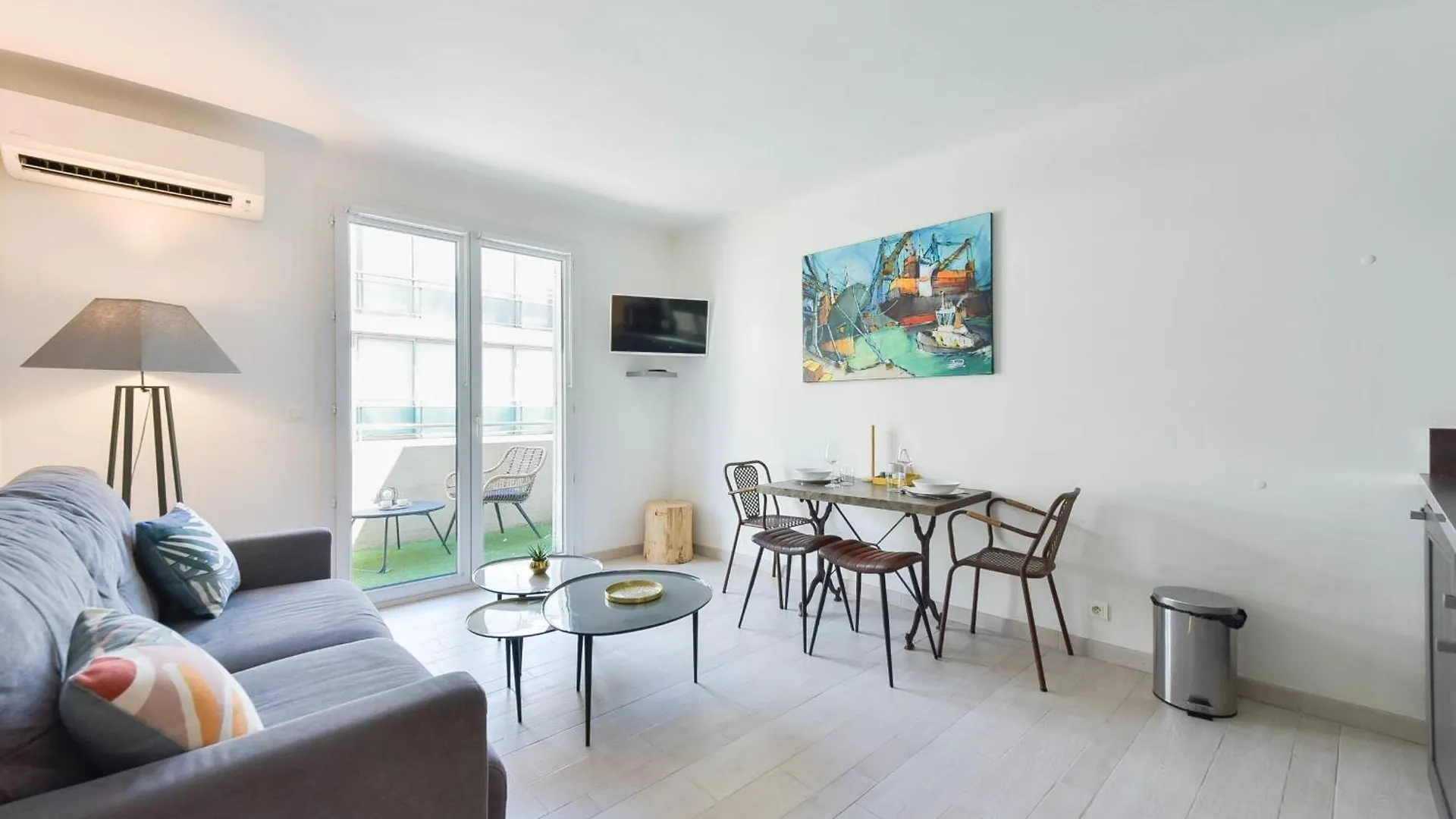 1-Br Apartment In The Heart Of Cannes 0*,